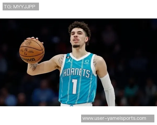 拉梅洛鲍尔第三节三分球精准发力助球队逆转拿下22分表现惊艳 拉梅洛鲍尔第三节三分球精准发力助球队逆转拿下22分表现惊艳